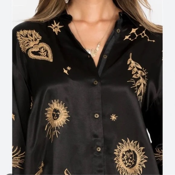 Johnny Was Asteria Embroidered Oversized Blouse - Picture 3 of 4